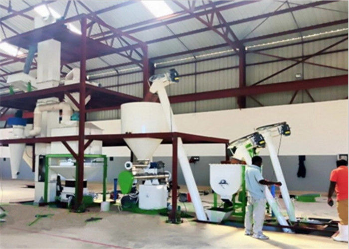 Cattle / Horse Poultry Feed Manufacturing Machine 1 - 2 T/H Capacity